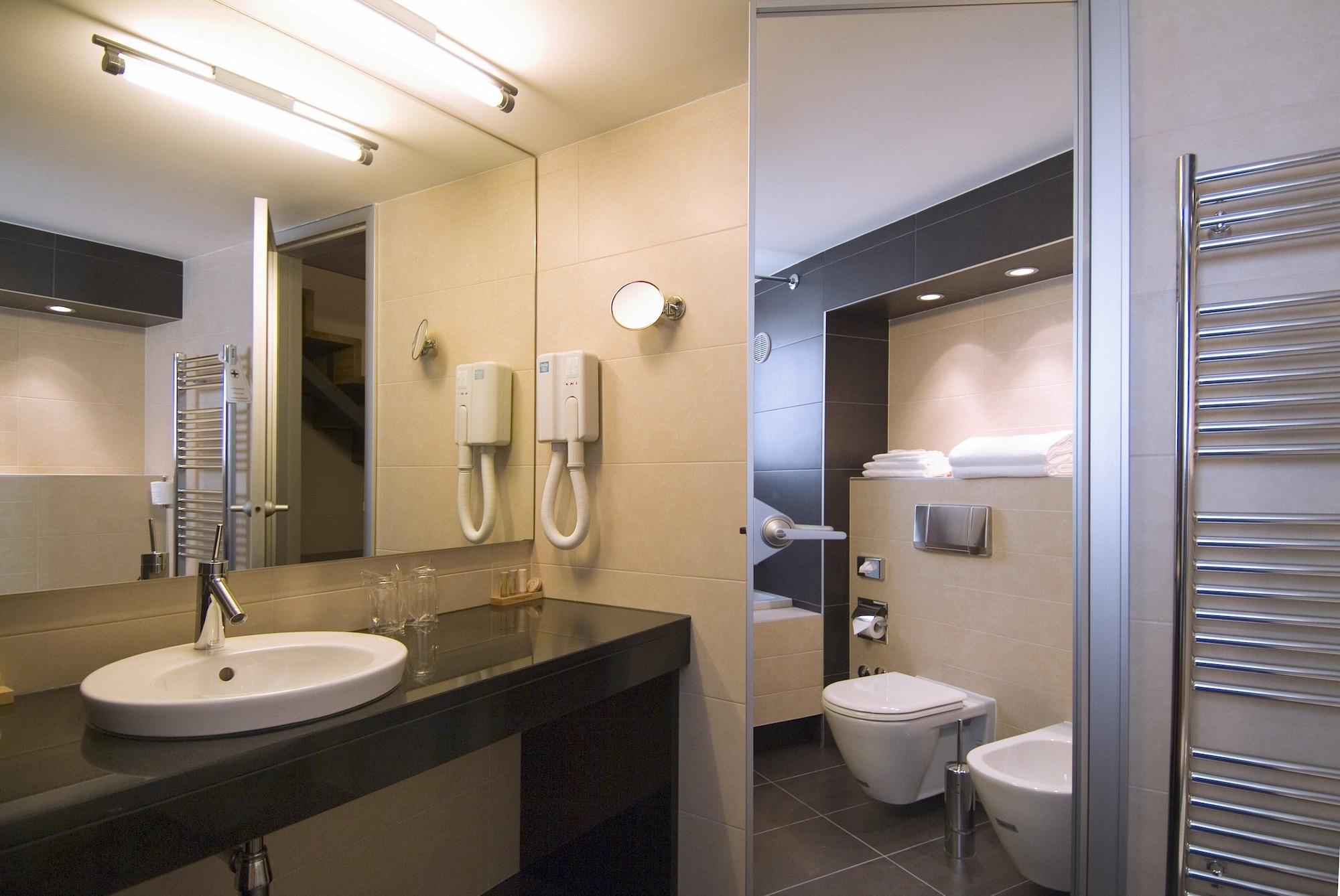 ספליט Hotel Vestibul Palace & Villa - Small Luxury Hotels Of The World מראה חיצוני תמונה